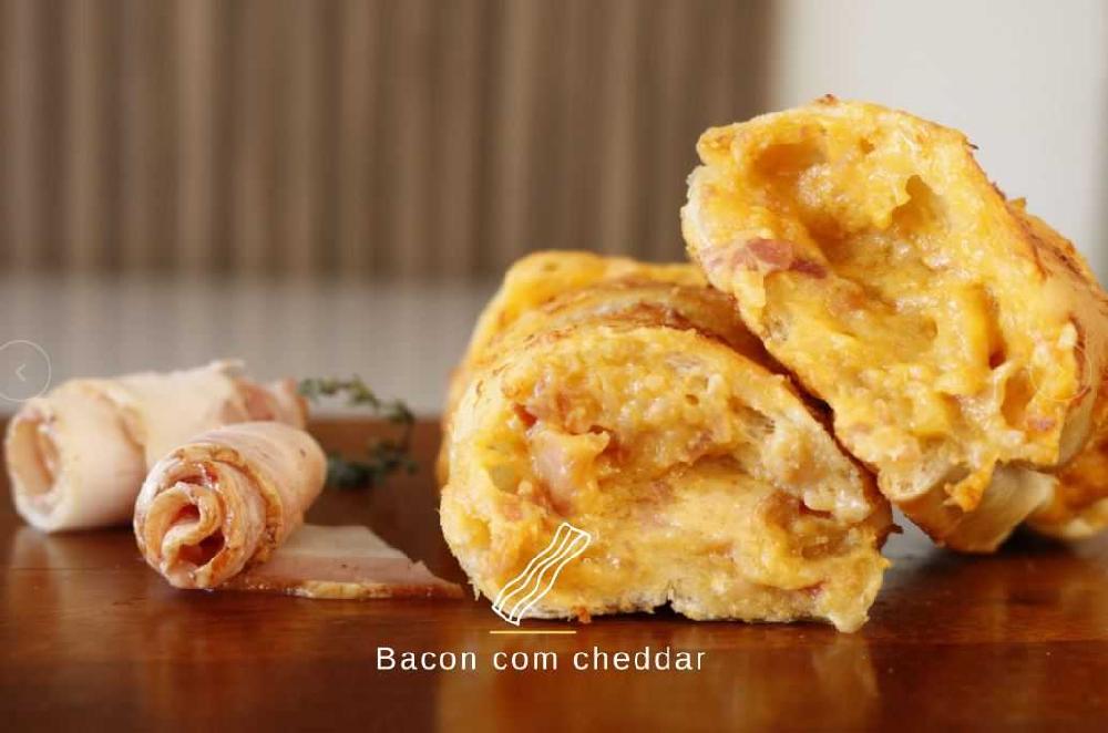 UN-PAO-DE-ALHO-BACON-COM-CHEDDAR